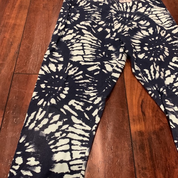 ❤️CLEAR OUT❤️ Girls Legging Bundle - Picture 5 of 5